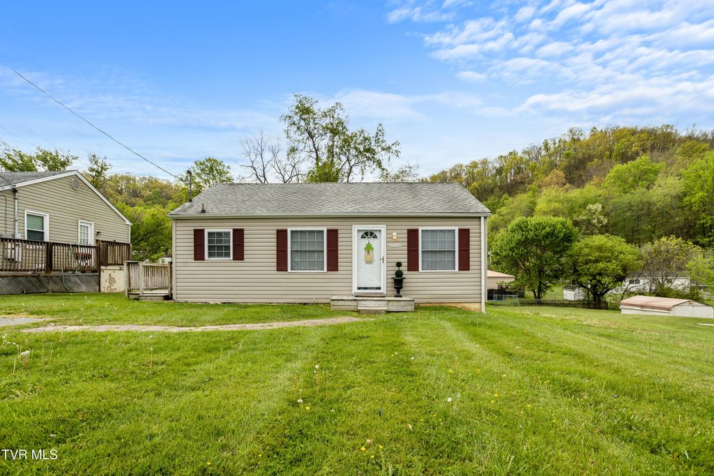 2344 Anderson Street, Bristol, TN 37620
