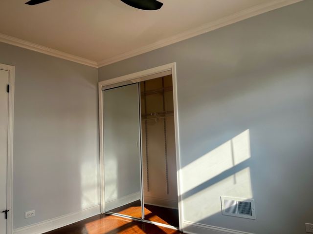 6522 N Spaulding Avenue 2, Lincolnwood, IL 60712