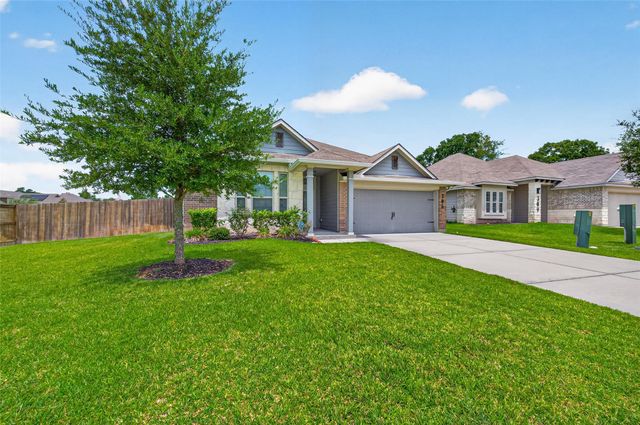 305 Brocks Court, Montgomery, TX 77356
