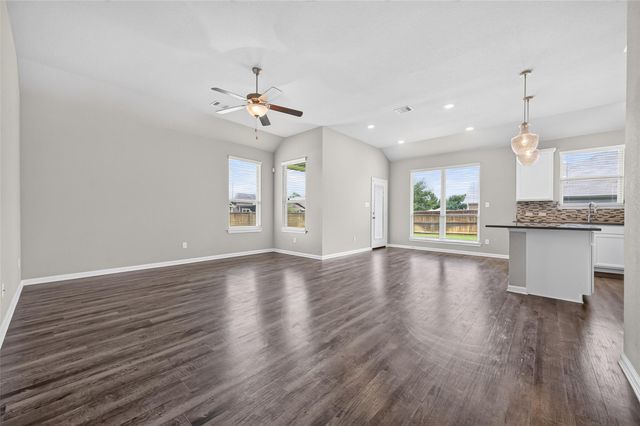 305 Brocks Court, Montgomery, TX 77356