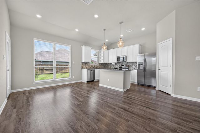 305 Brocks Court, Montgomery, TX 77356