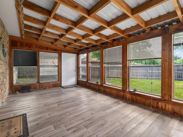 2935 Rolling Hills Drive, Carrollton, TX 75007