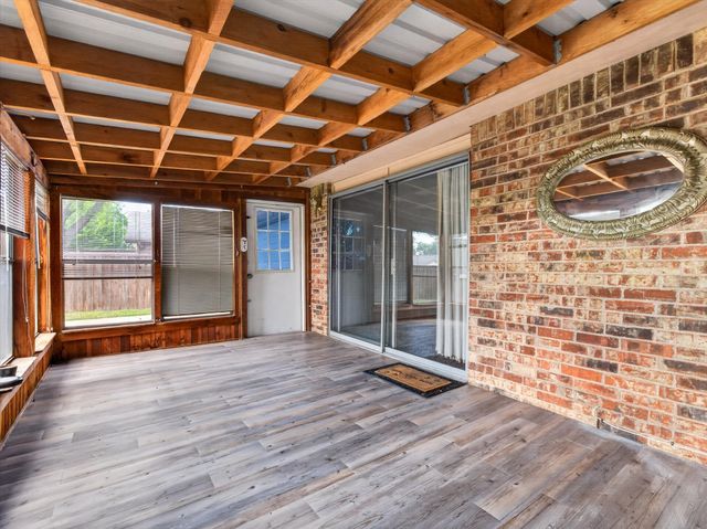 2935 Rolling Hills Drive, Carrollton, TX 75007