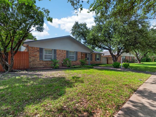 2935 Rolling Hills Drive, Carrollton, TX 75007