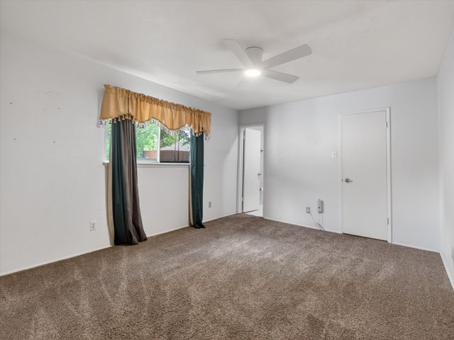 2935 Rolling Hills Drive, Carrollton, TX 75007