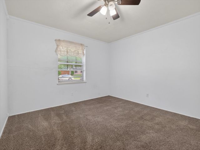 2935 Rolling Hills Drive, Carrollton, TX 75007