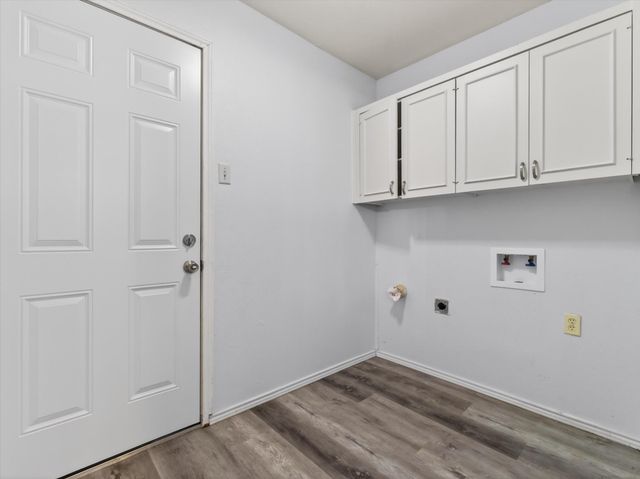 2935 Rolling Hills Drive, Carrollton, TX 75007