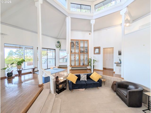 403 ALLIUM St, La Grande, OR 97850