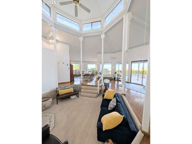 403 ALLIUM St, La Grande, OR 97850