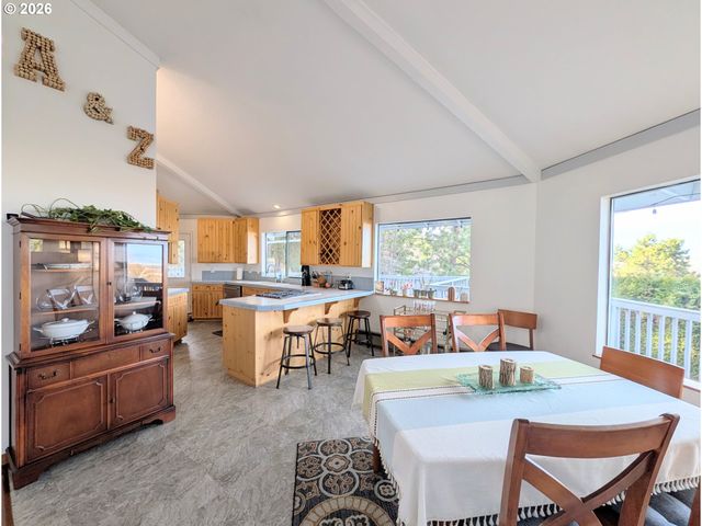 403 ALLIUM St, La Grande, OR 97850