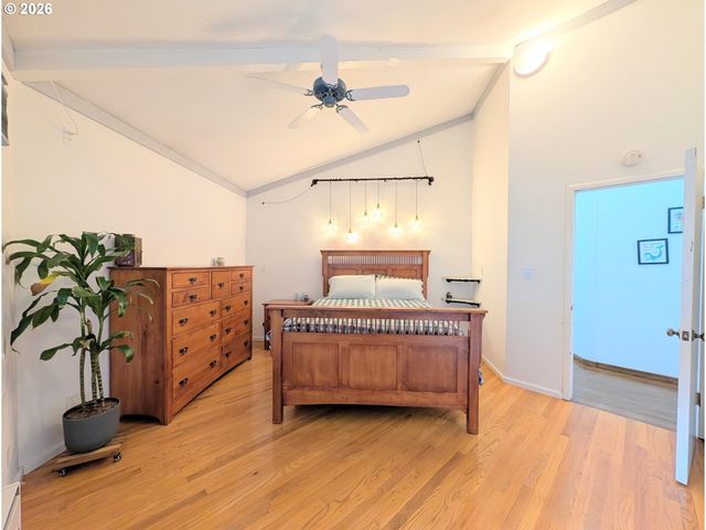 403 ALLIUM St, La Grande, OR 97850