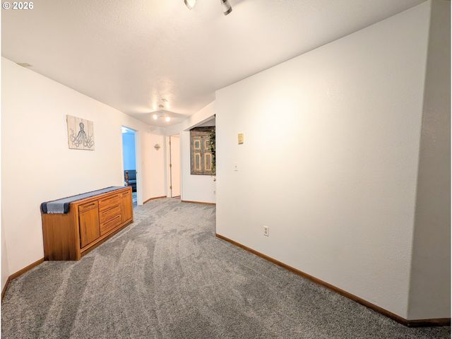 403 ALLIUM St, La Grande, OR 97850