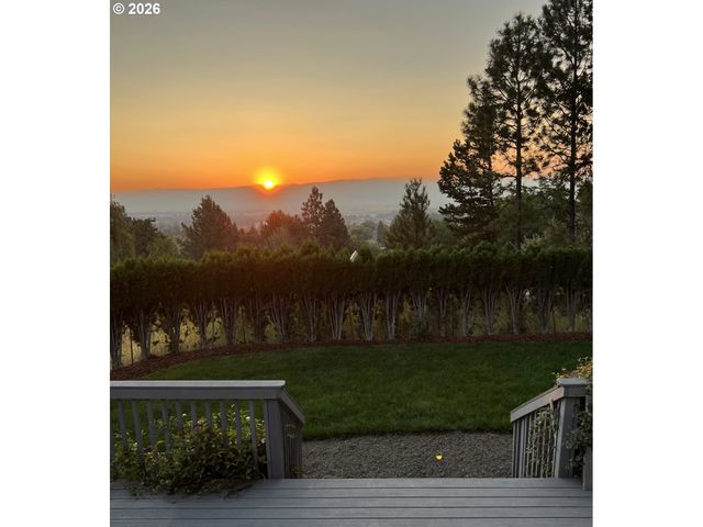 403 ALLIUM St, La Grande, OR 97850