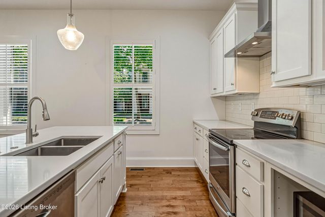 9511 Civic Way, Prospect, KY 40059