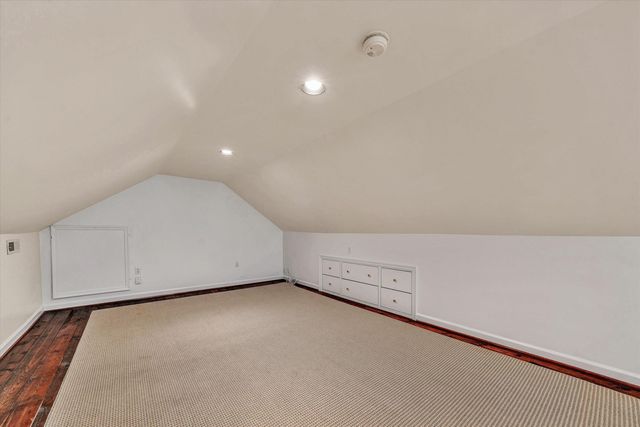 2438 Robin Hood RD, Roanoke, VA 24014