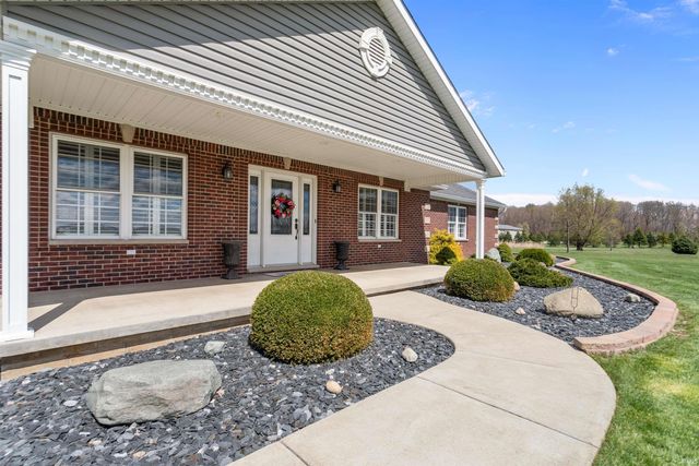 12648 W 00 NS, Russiaville, IN 46979