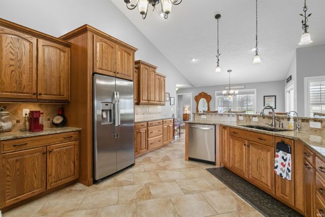 12648 W 00 NS, Russiaville, IN 46979