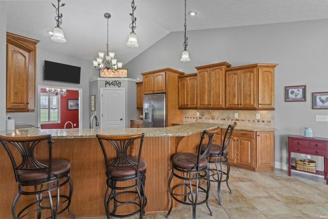 12648 W 00 NS, Russiaville, IN 46979