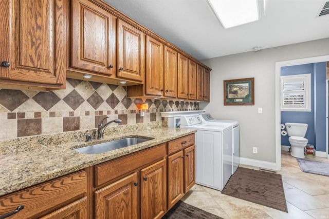 12648 W 00 NS, Russiaville, IN 46979
