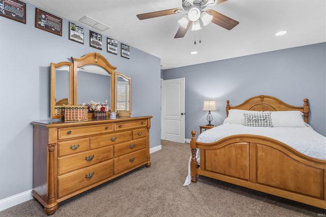 12648 W 00 NS, Russiaville, IN 46979