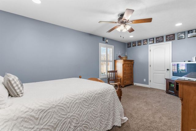 12648 W 00 NS, Russiaville, IN 46979