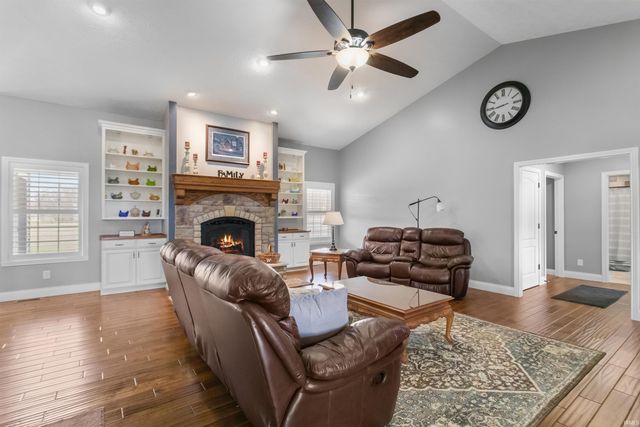 12648 W 00 NS, Russiaville, IN 46979