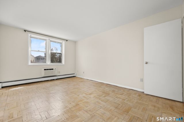140 Grove Street 4G, Stamford, CT 06901
