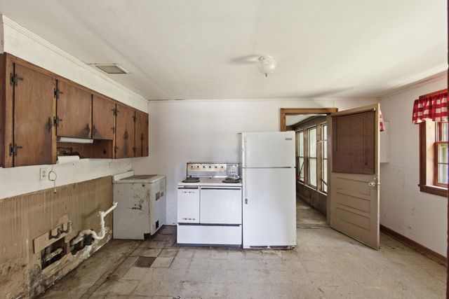 3962 Highway 70, W, Dickson, TN 37055