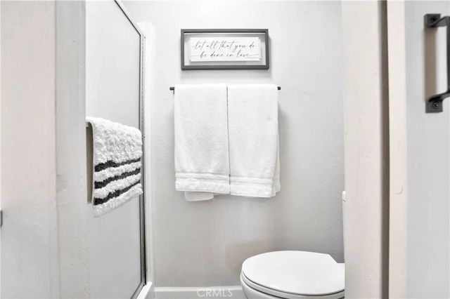 24319 N Canyon Lake Drive North 6, Canyon Lake, CA 92587