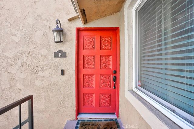 24319 N Canyon Lake Drive North 6, Canyon Lake, CA 92587