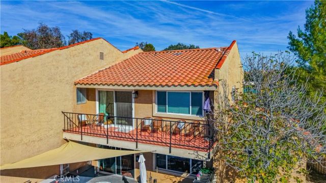24319 N Canyon Lake Drive North 6, Canyon Lake, CA 92587