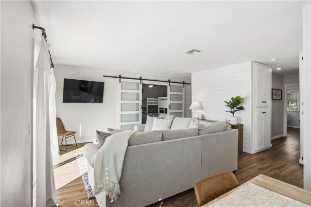 24319 N Canyon Lake Drive North 6, Canyon Lake, CA 92587