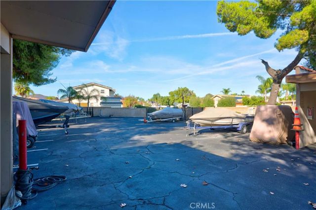24319 N Canyon Lake Drive North 6, Canyon Lake, CA 92587