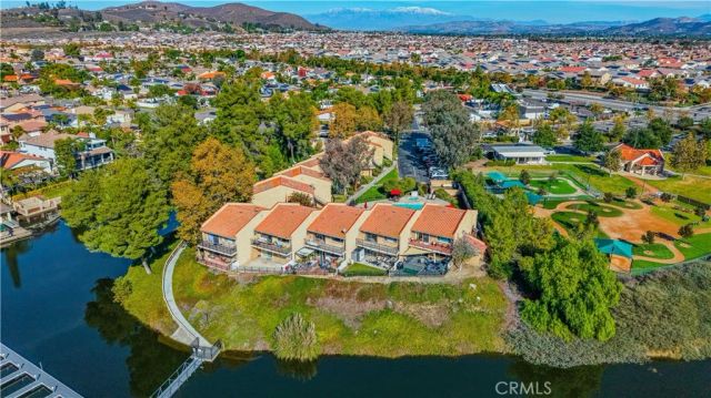 24319 N Canyon Lake Drive North 6, Canyon Lake, CA 92587