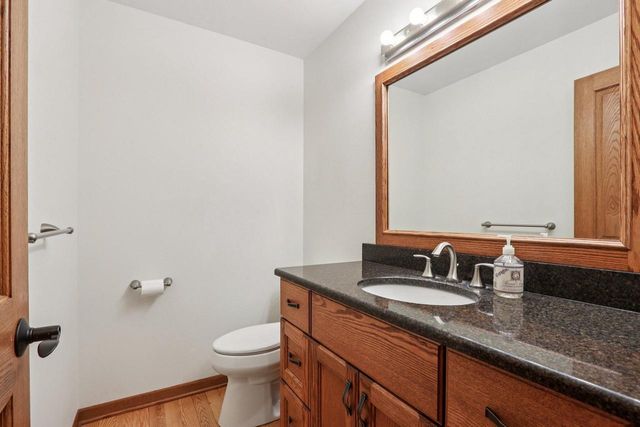 W303N6590 Irene LANE, Hartland, WI 53029