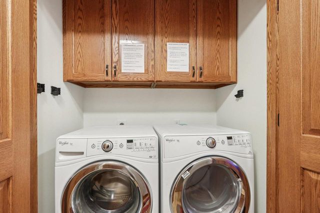 W303N6590 Irene LANE, Hartland, WI 53029