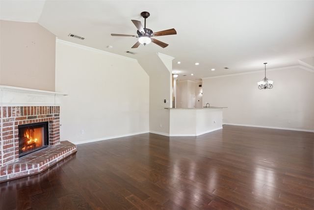 517 Acorn Court, Saginaw, TX 76179
