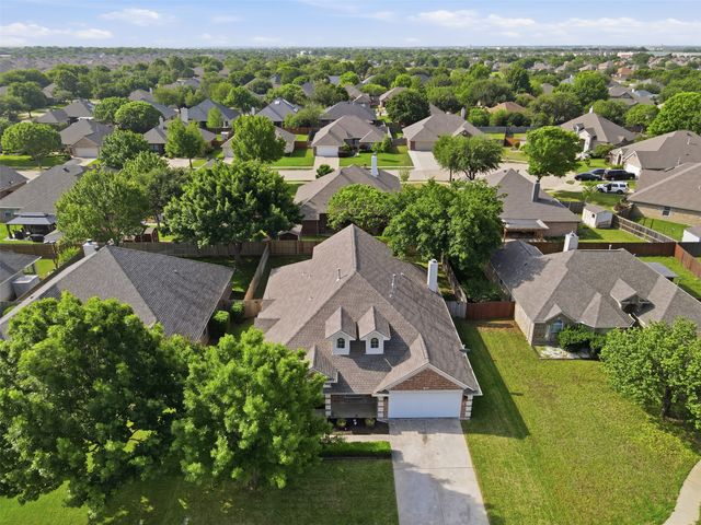 517 Acorn Court, Saginaw, TX 76179