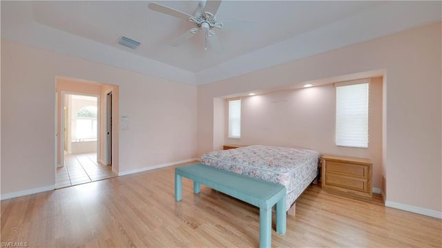 3902 SE 13th AVE, Cape Coral, FL 33904