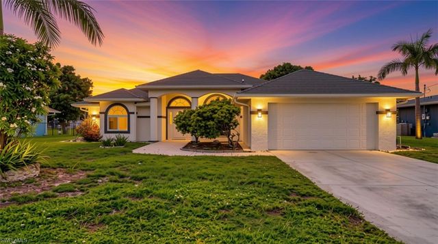 3902 SE 13th AVE, Cape Coral, FL 33904