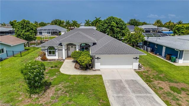 3902 SE 13th AVE, Cape Coral, FL 33904