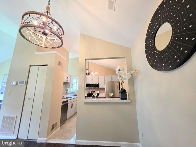 4524 SAINT THOMAS AVE, Baltimore, MD 21206