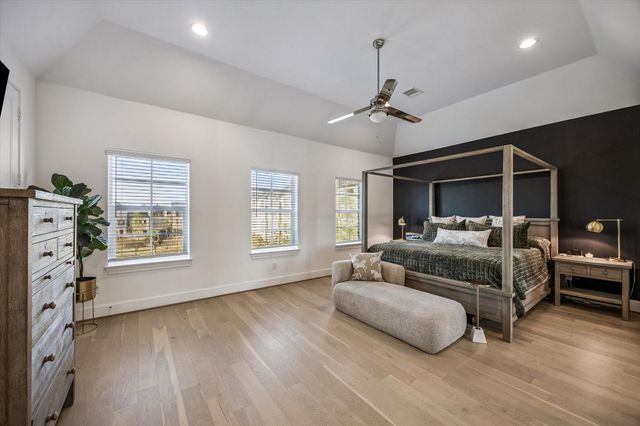 6023 Matthew Oaks Place, Houston, TX 77007