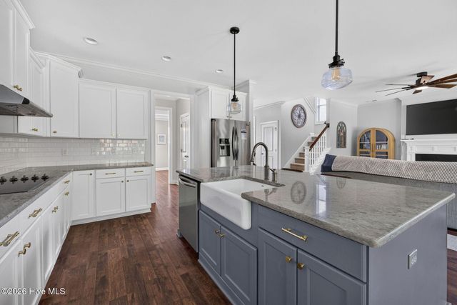 75 Fletcher Lane, Hampstead, NC 28443
