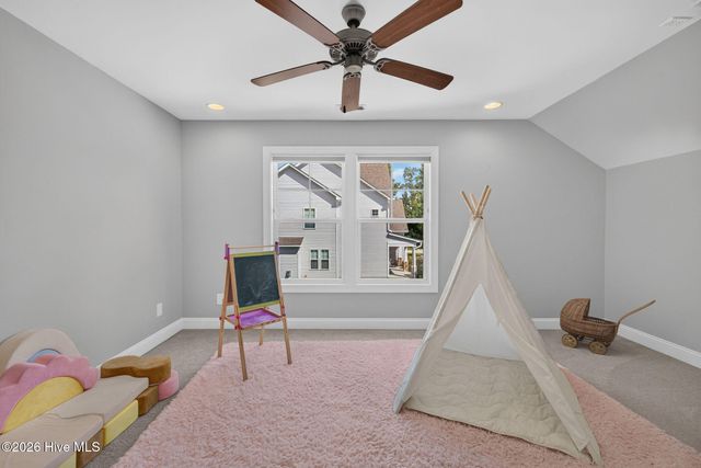 75 Fletcher Lane, Hampstead, NC 28443