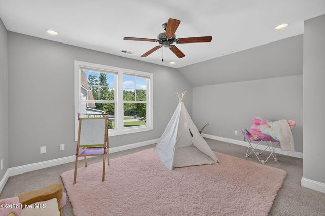 75 Fletcher Lane, Hampstead, NC 28443