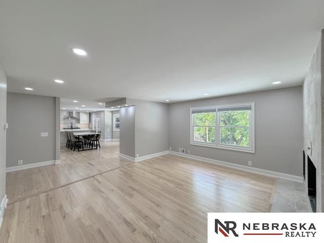 3532 S 101 Street, Omaha, NE 68124
