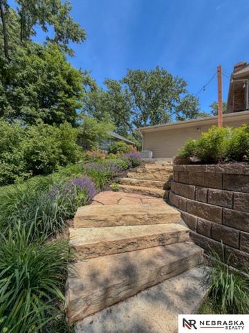 3532 S 101 Street, Omaha, NE 68124