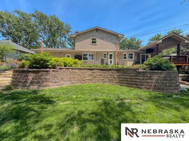 3532 S 101 Street, Omaha, NE 68124