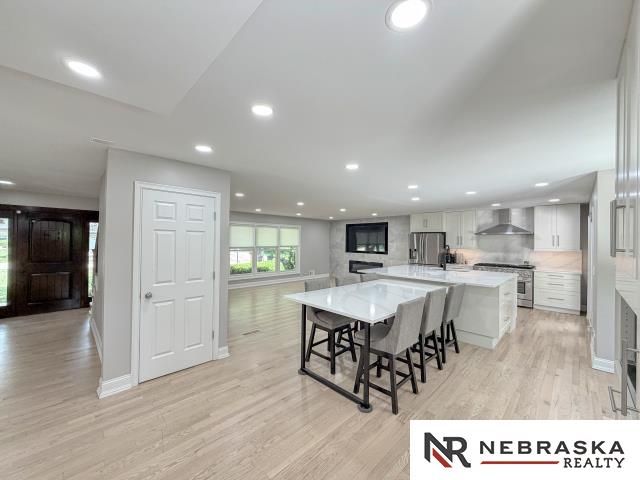 3532 S 101 Street, Omaha, NE 68124